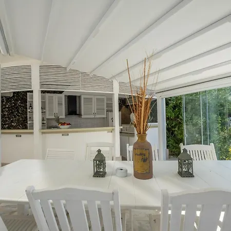Villa Panorama Mansion *